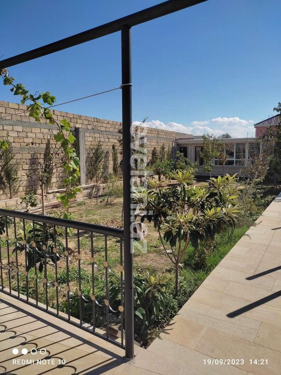 Satılır, həyət evi / bağ, 4 otaqlı, 75 m², Bakı, Abşeron r, Saray q.