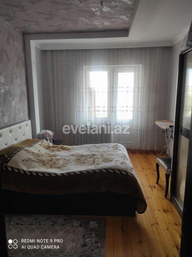 Satılır, köhnə tikili, 3 otaqlı, 70 m², Bakı, Suraxanı r, Qaraçuxur q.
