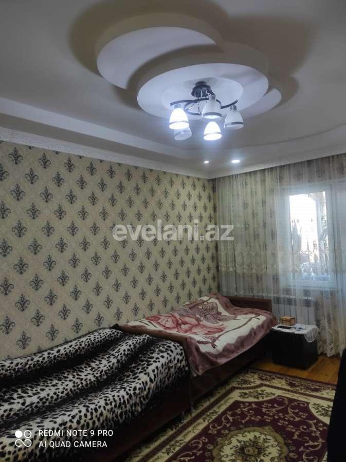 Satılır, köhnə tikili, 3 otaqlı, 70 m², Bakı, Suraxanı r, Qaraçuxur q.