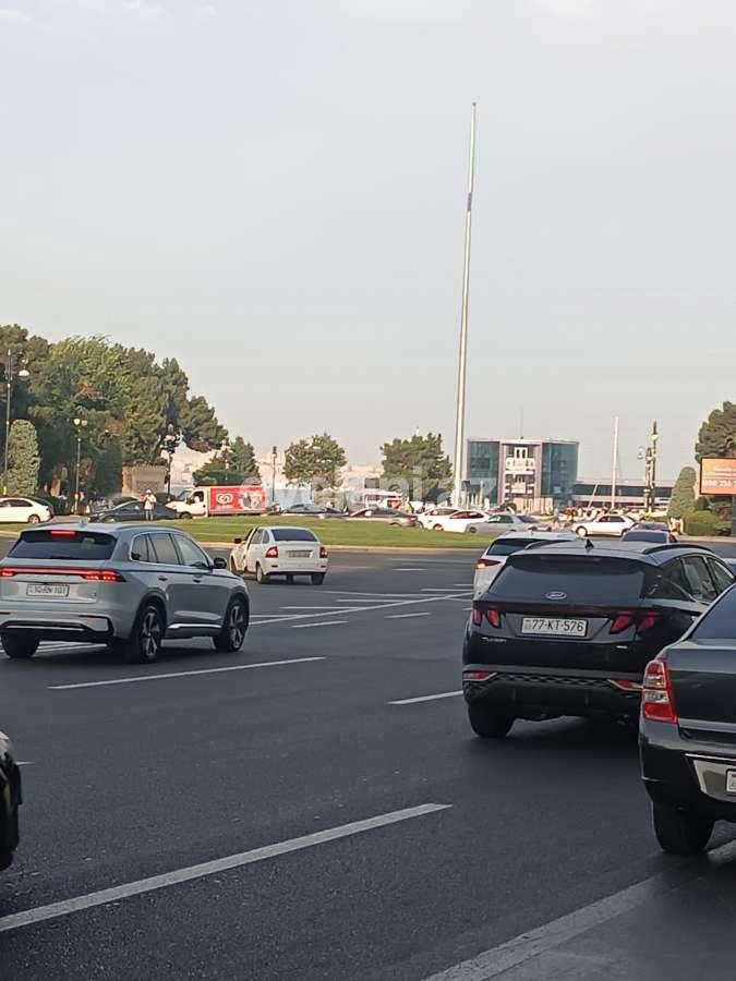 Сдаётся, вторичка, 2-комнаты, 65 m², Баку, Сабаильский r.