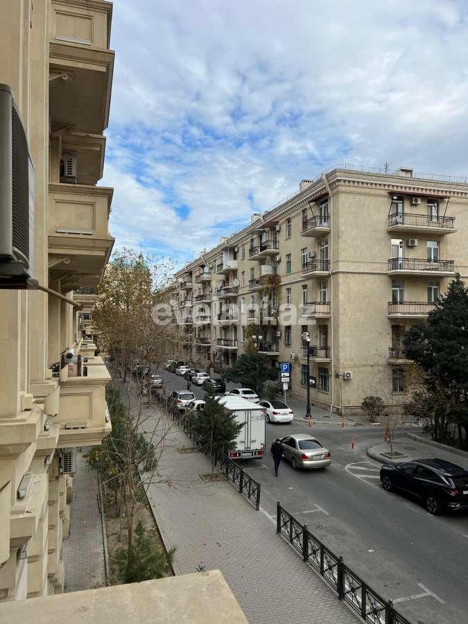 Сдаётся, вторичка, 2-комнаты, 65 m², Баку, Сабаильский r.