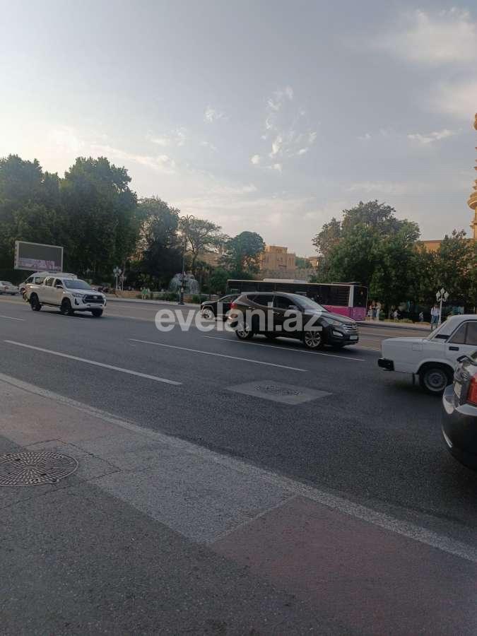 Сдаётся, вторичка, 2-комнаты, 65 m², Баку, Сабаильский r.