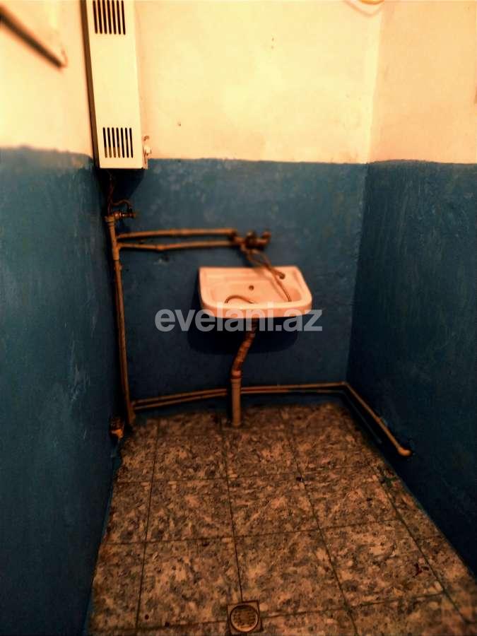 Satılır, köhnə tikili, 2 otaqlı, 42.8 m², Bakı, Suraxanı r, Qaraçuxur q.