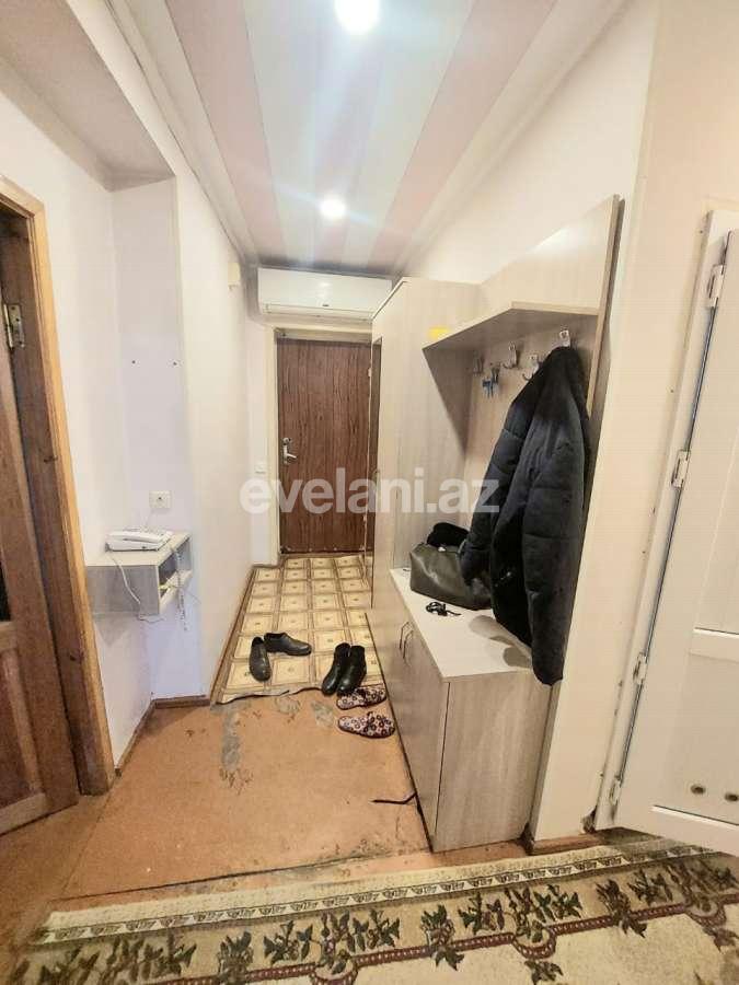 Satılır, köhnə tikili, 3 otaqlı, 75 m², Sumqayıt, 17-ci mikrorayon r.