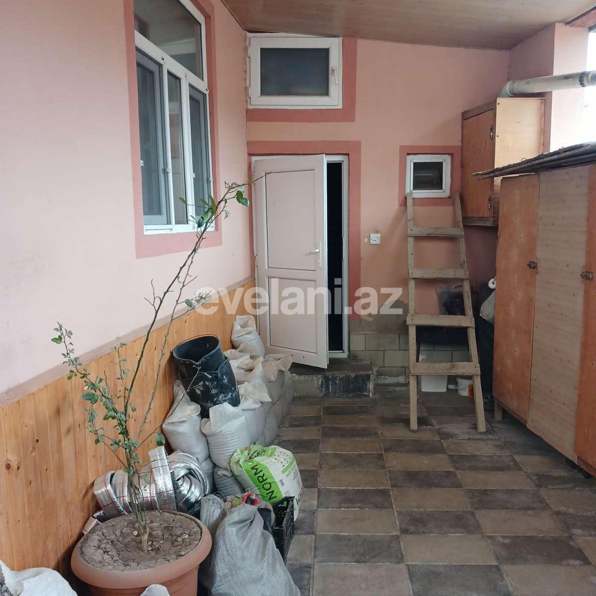 Satılır, həyət evi / bağ, 3 otaqlı, 70 m², Sumqayıt, 49-cu məhəllə r.