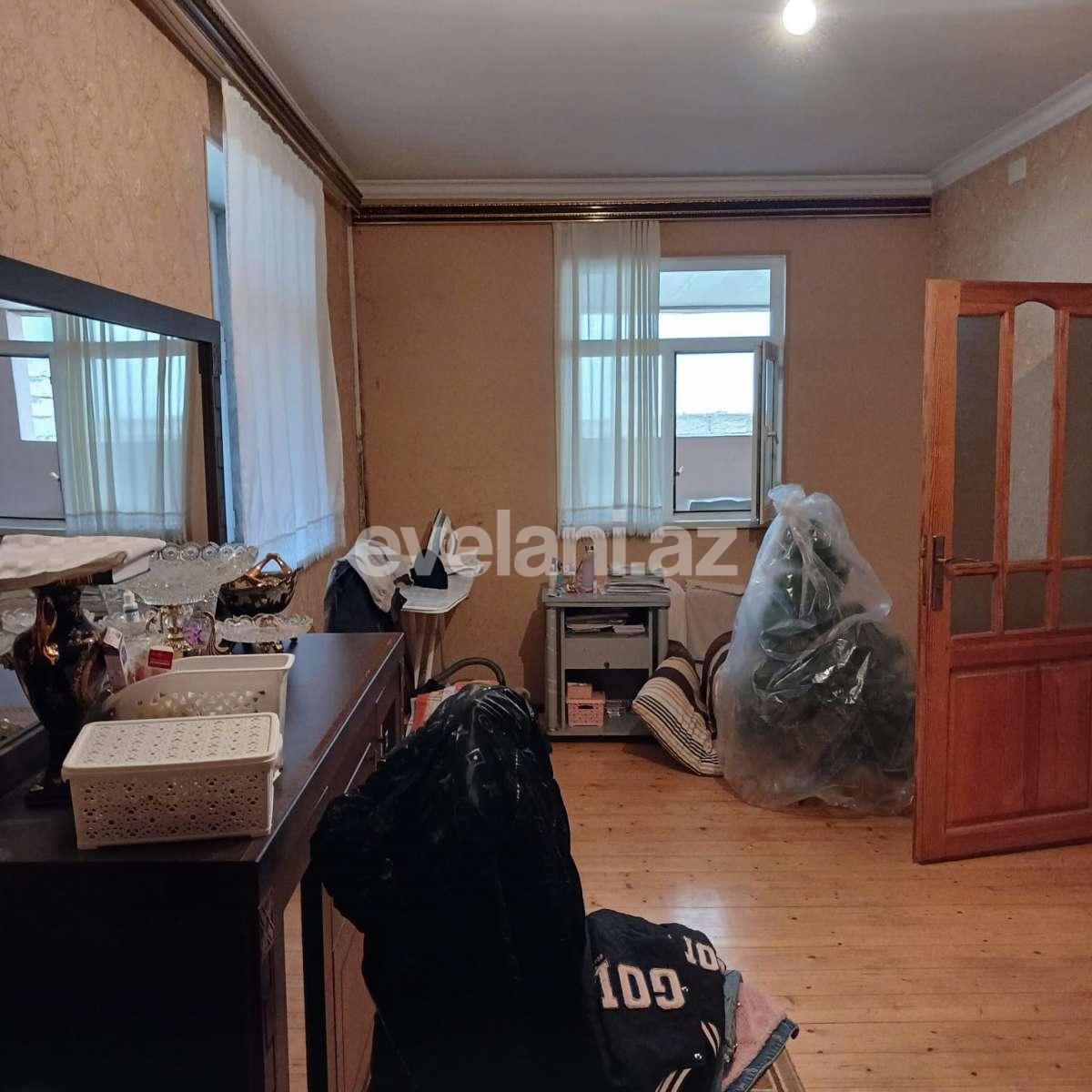 Satılır, həyət evi / bağ, 3 otaqlı, 70 m², Sumqayıt, 49-cu məhəllə r.