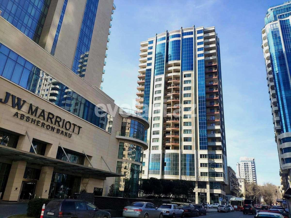 Kirayə verilir, yeni tikili, 3 otaqlı, 150 m², Bakı, Nəsimi r.