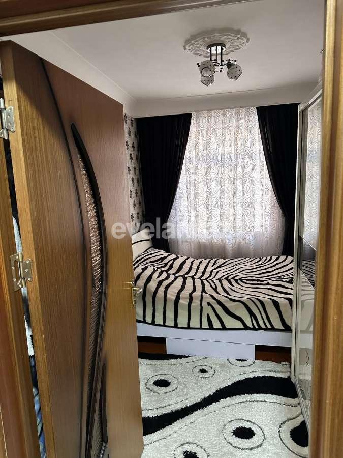 Satılır, köhnə tikili, 4 otaqlı, 82 m², Sumqayıt, 17-ci mikrorayon r.