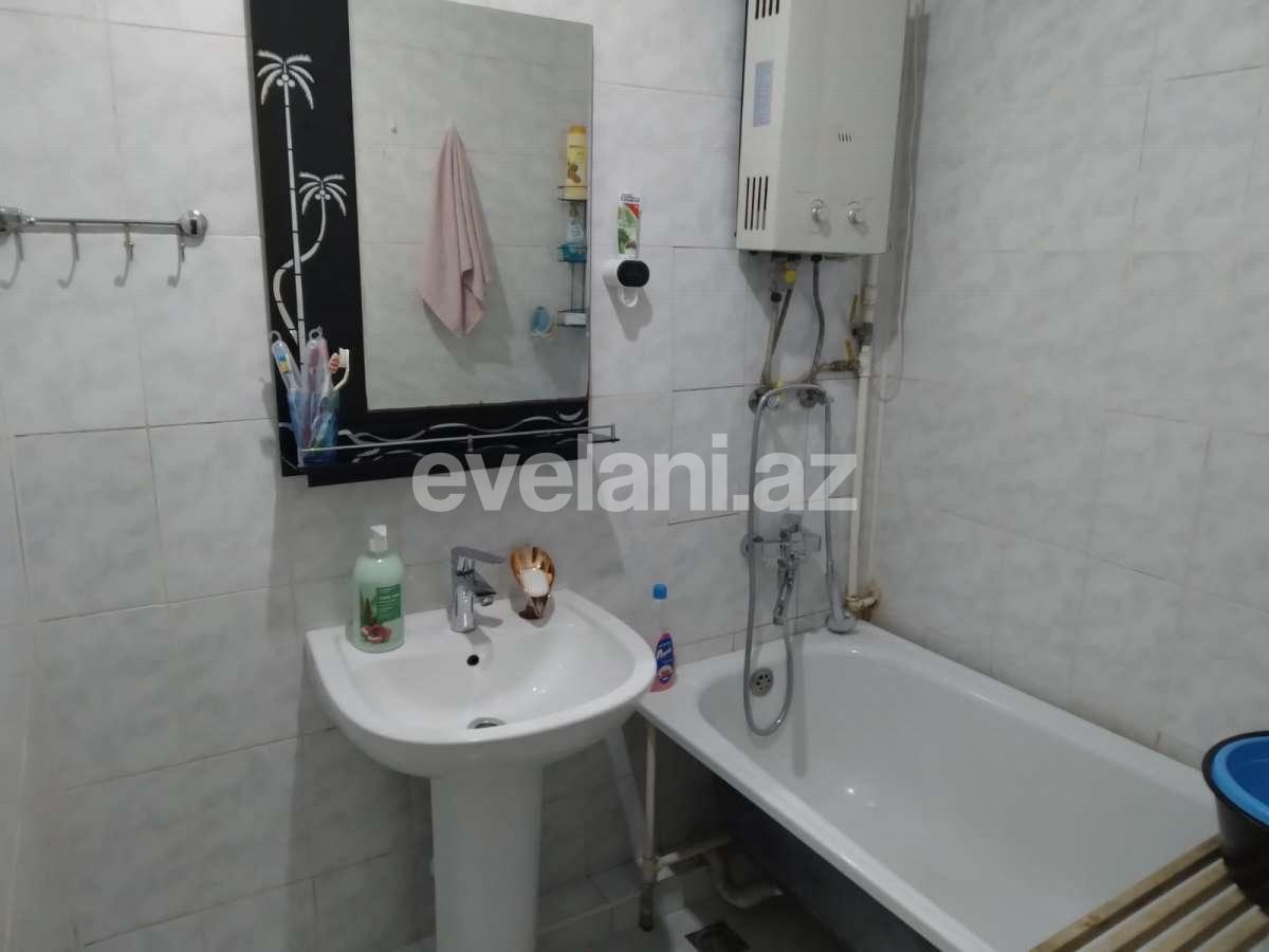 Satılır, köhnə tikili, 3 otaqlı, 75 m², Sumqayıt, 17-ci mikrorayon r.