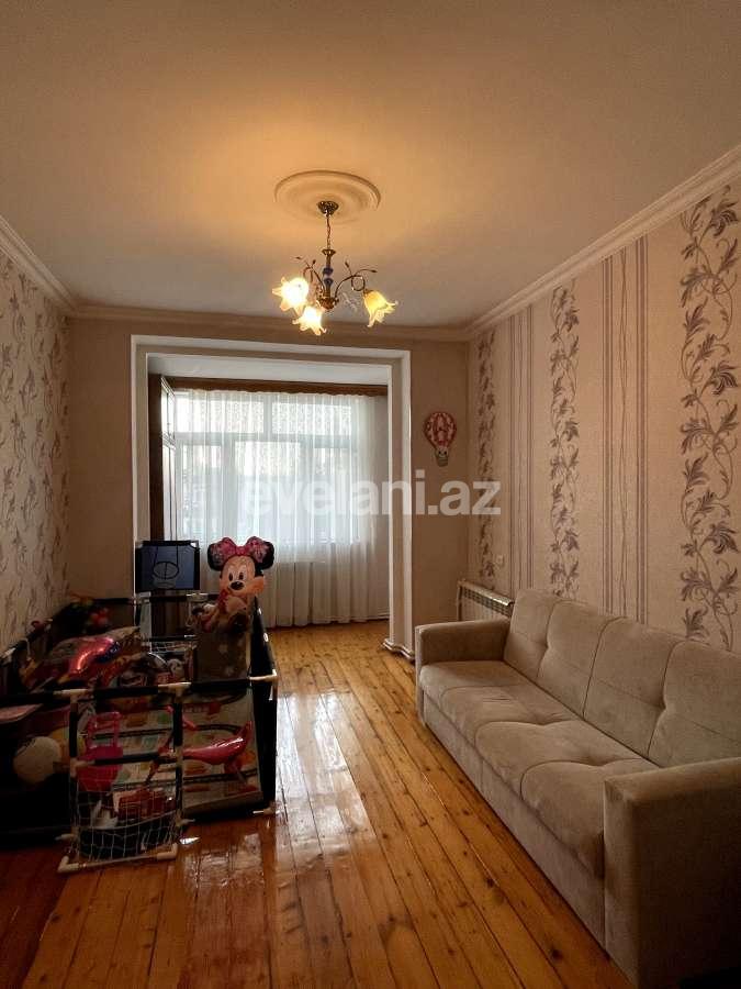 Satılır, köhnə tikili, 3 otaqlı, 80 m², Bakı, Xətai r, Həzi Aslanov m.