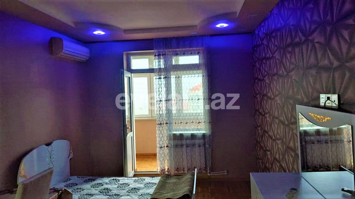 Rent, old building, 3 room, 80 m², Baku, Khatai r, Ahmedli m.