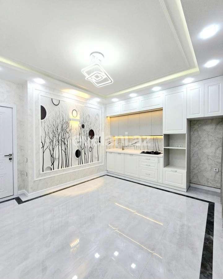 Satılır, yeni tikili, 3 otaqlı, 136 m², Bakı, Nizami r, Neftçilər m.