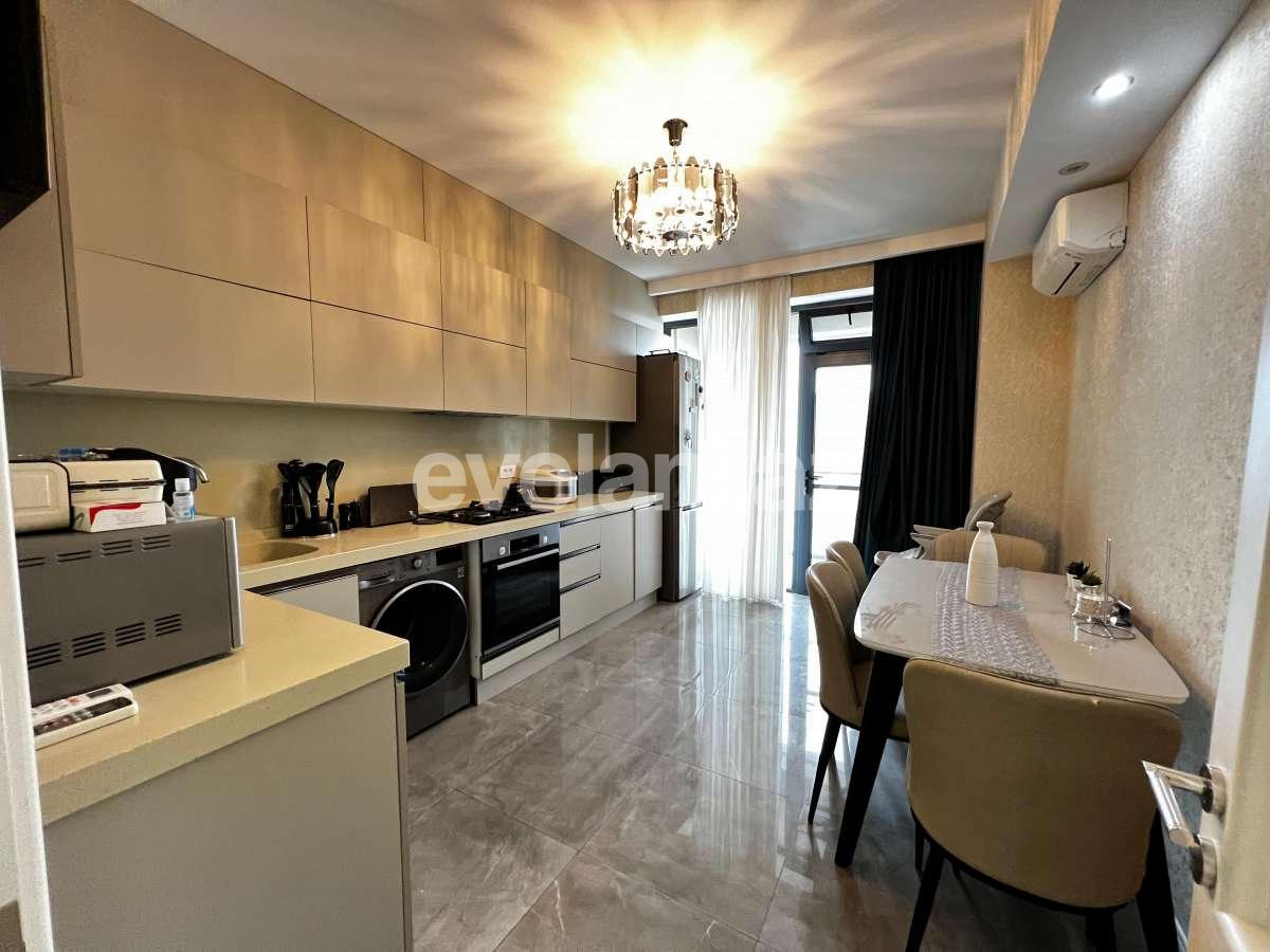 Satılır, yeni tikili, 4 otaqlı, 146 m², Bakı, Xətai r, Həzi Aslanov m.