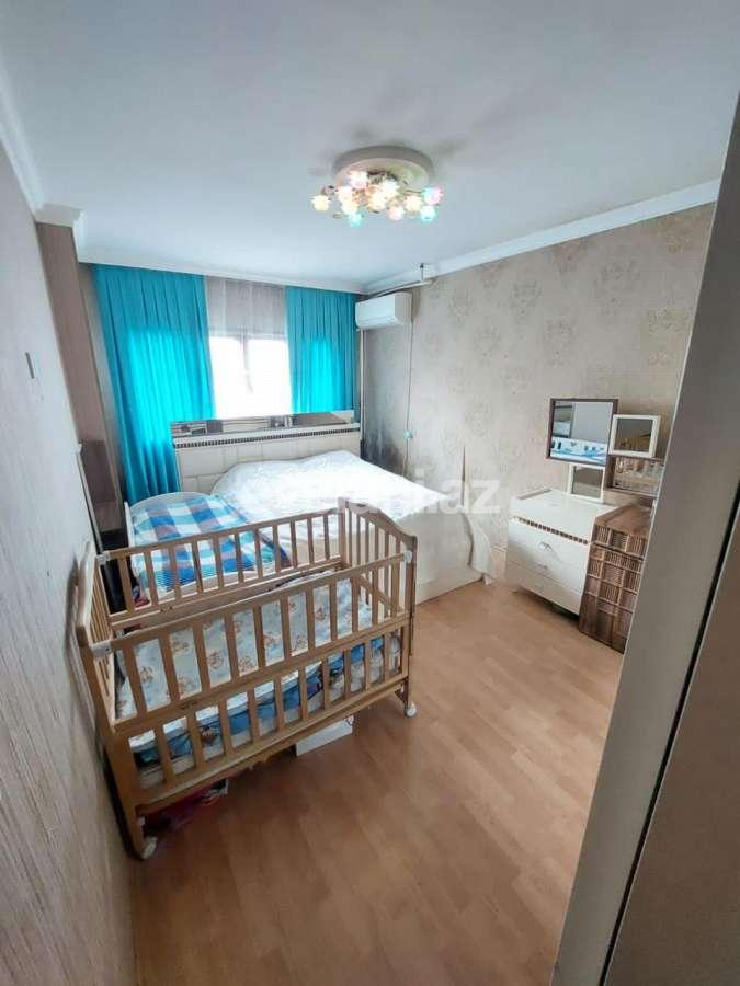 Satılır, köhnə tikili, 4 otaqlı, 120 m², Bakı, Yasamal r, Yeni Yasamal q, İnşaatçılar m.