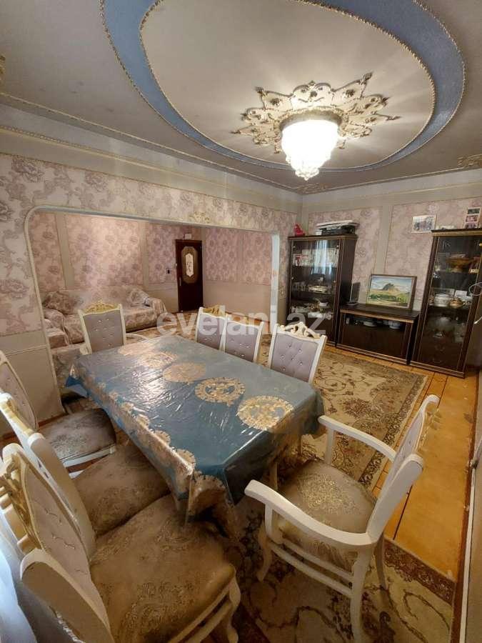 Satılır, köhnə tikili, 4 otaqlı, 120 m², Bakı, Yasamal r, Yeni Yasamal q, İnşaatçılar m.