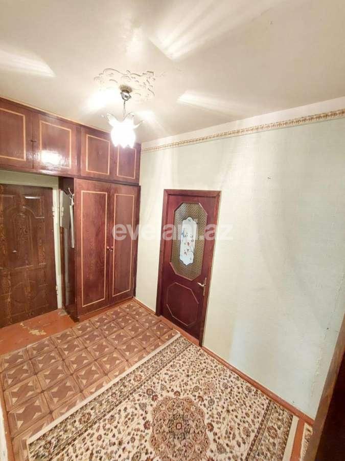 Satılır, köhnə tikili, 4 otaqlı, 120 m², Bakı, Yasamal r, Yeni Yasamal q, İnşaatçılar m.
