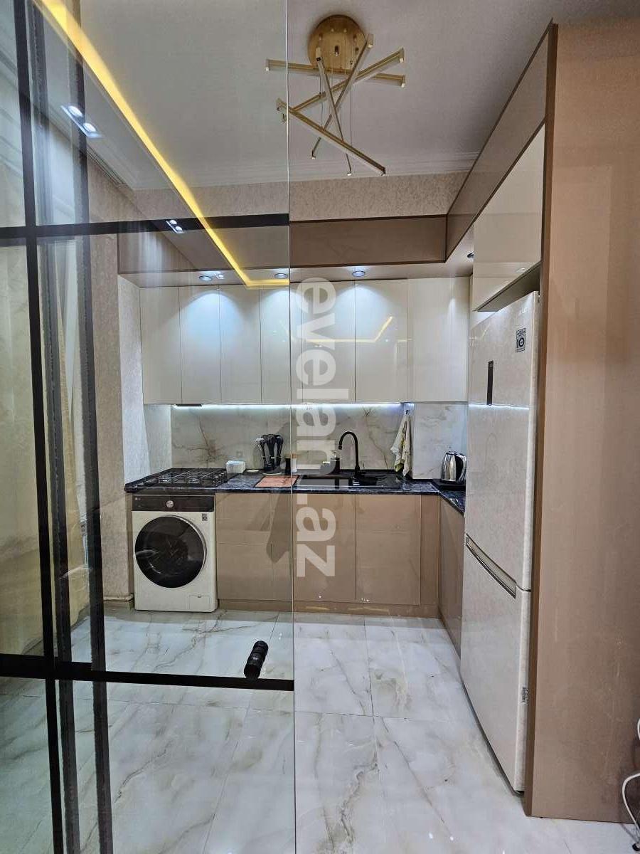 Satılır, yeni tikili, 3 otaqlı, 70 m², Bakı, Suraxanı r, Yeni Günəşli q.