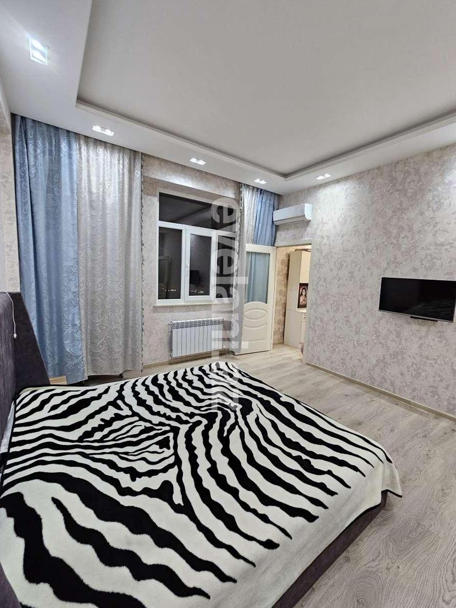 Satılır, yeni tikili, 3 otaqlı, 70 m², Bakı, Suraxanı r, Yeni Günəşli q.