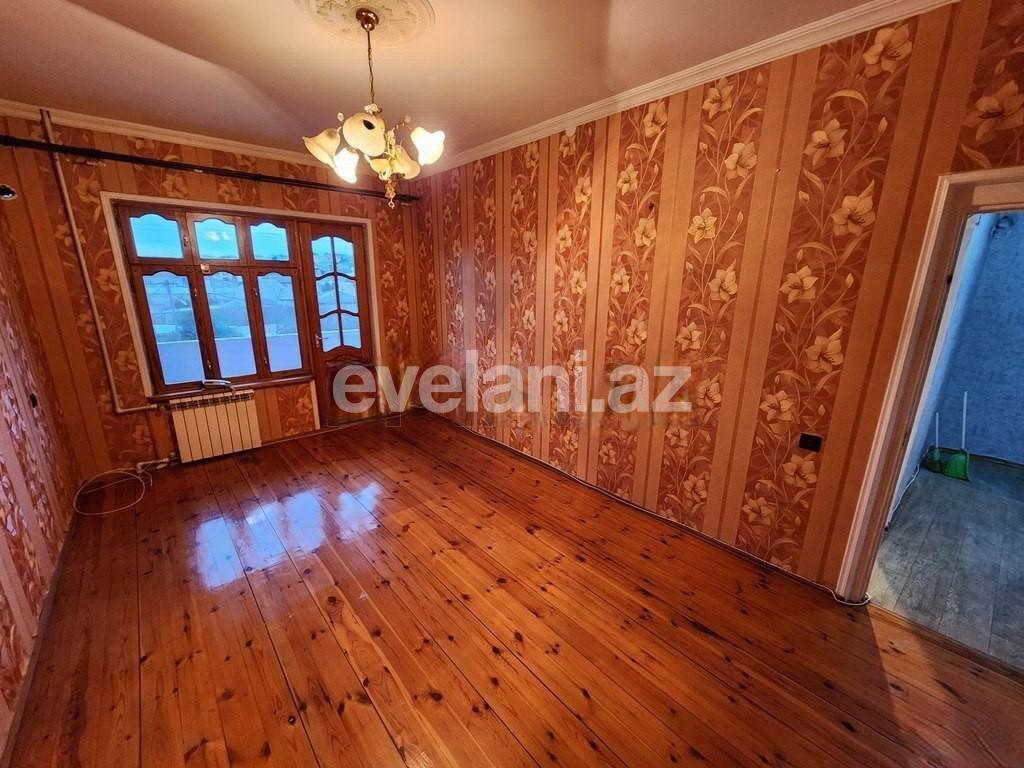 Satılır, köhnə tikili, 3 otaqlı, 75 m², Bakı, Suraxanı r, Qaraçuxur q.