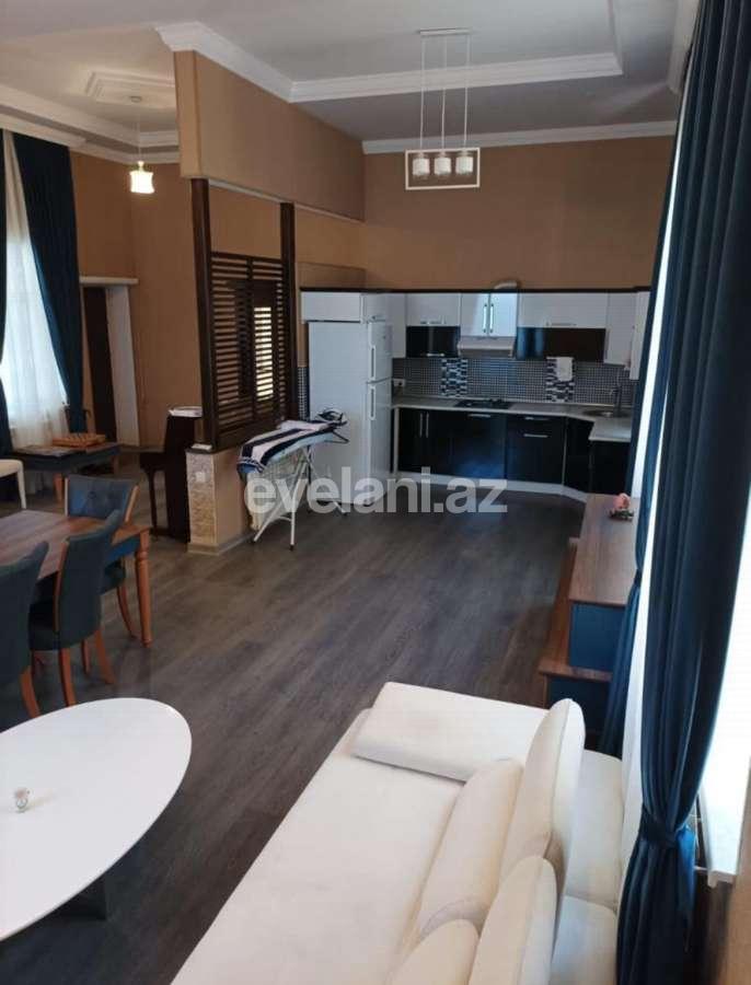 Kirayə verilir, köhnə tikili, 3 otaqlı, 150 m², Bakı, Xəzər r, Şüvəlan q.