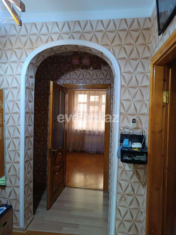 Satılır, köhnə tikili, 3 otaqlı, 70 m², Sumqayıt, 9-cu mikrorayon r.