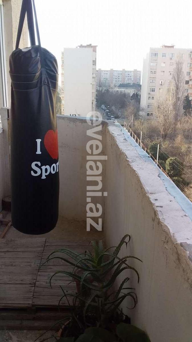 Sale, old building, 1 room, 40 m², Baku, Surakhani r, Yeni Guneshli d.