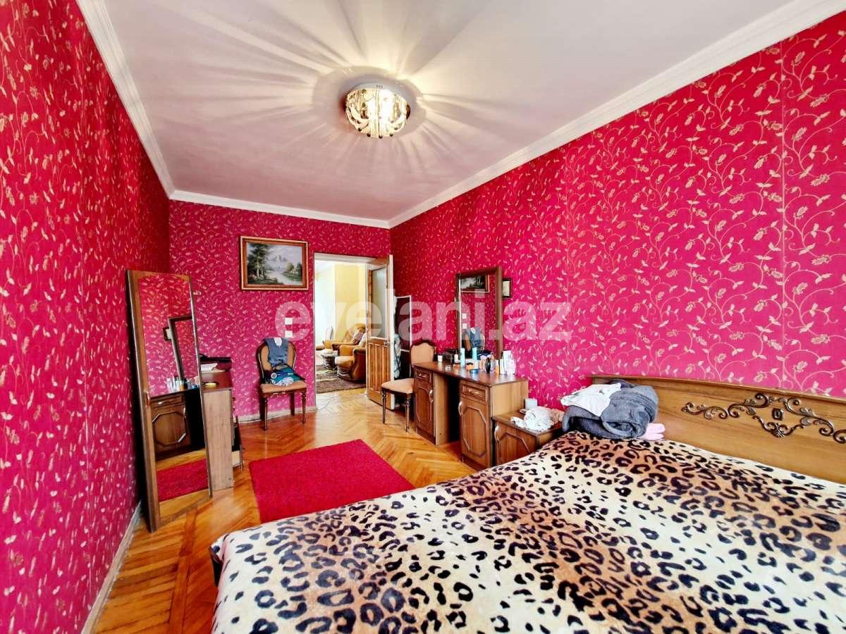 Satılır, köhnə tikili, 3 otaqlı, 69.98 m², Bakı, Nizami r, Qara Qarayev m.