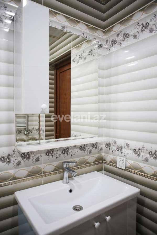 Satılır, həyət evi / bağ, 3 otaqlı, 135 m², Bakı, Abşeron r, Novxanı q.