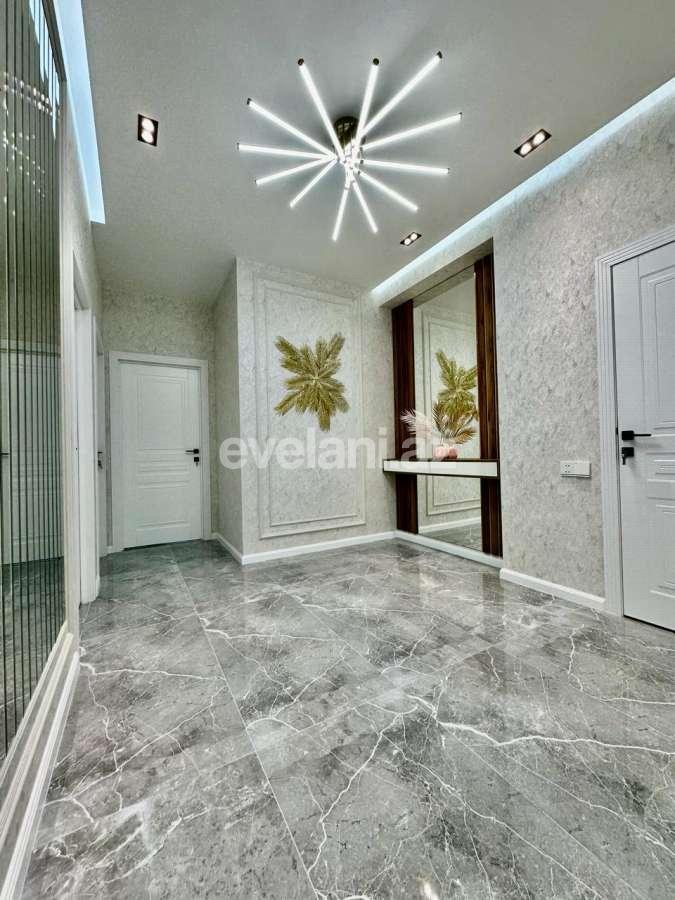Satılır, yeni tikili, 3 otaqlı, 135 m², Bakı, Abşeron r, Novxanı q.