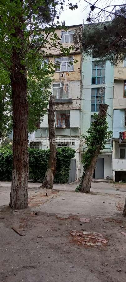 Satılır, köhnə tikili, 1 otaqlı, 36.2 m², Bakı, Nəsimi r, 4-cü mikrorayon q, Memar Əcəmi m.