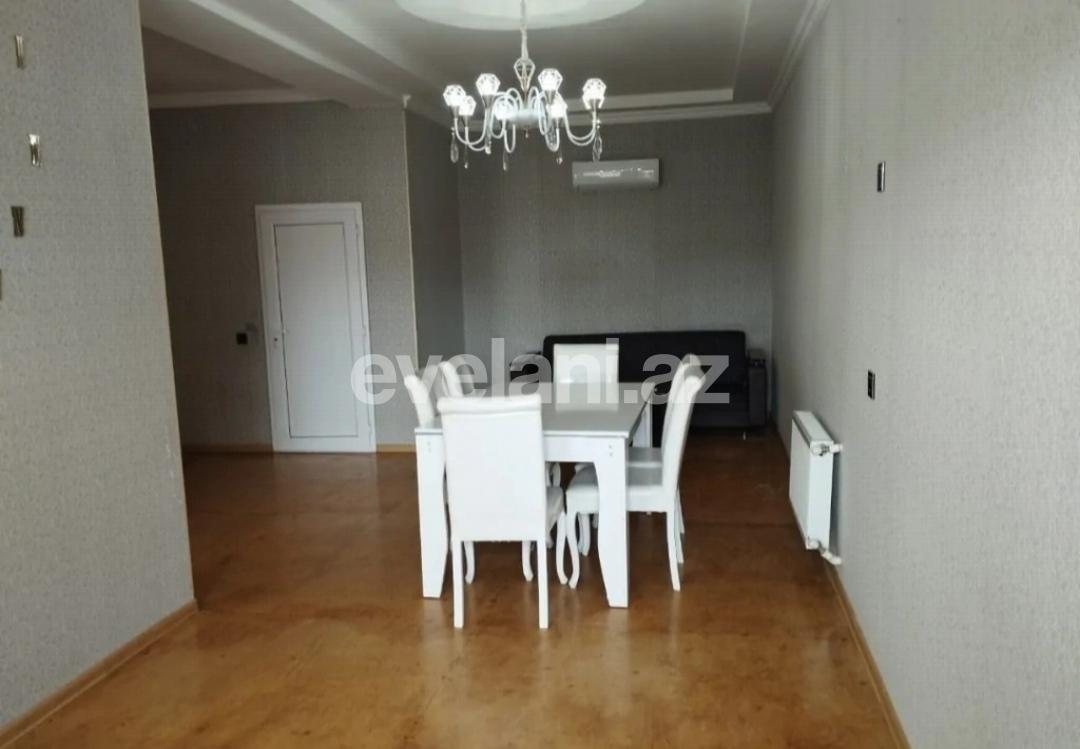 Kirayə verilir, həyət evi / bağ, 2 otaqlı, 70 m², Bakı, Suraxanı r, Qaraçuxur q.