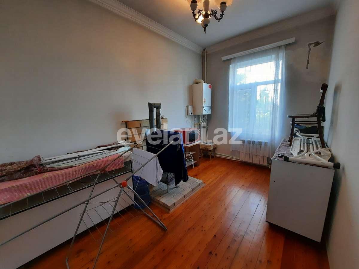 Satılır, həyət evi / bağ, 6 otaqlı, 220 m², Bakı, Abşeron r, Novxanı q.
