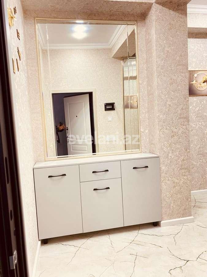 Satılır, yeni tikili, 2 otaqlı, 60 m², Bakı, Nizami r, Həzi Aslanov m.
