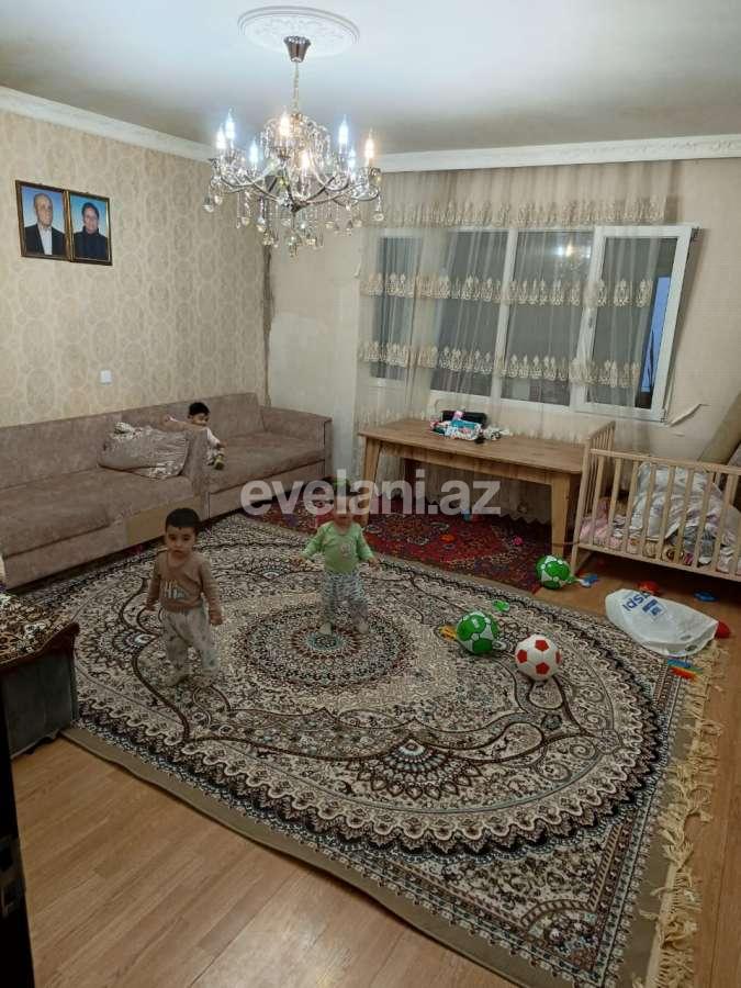 Satılır, köhnə tikili, 3 otaqlı, 80 m², Bakı, Səbail r, Badamdar q, İçəri Şəhər m.