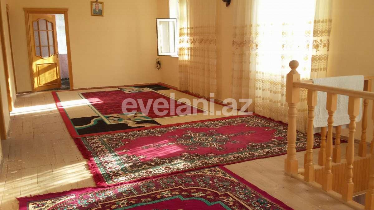 Satılır, həyət evi / bağ, 8 otaqlı, 265 m², Quba