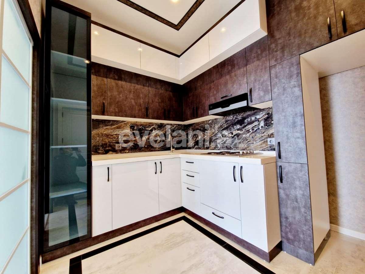Satılır, yeni tikili, 2 otaqlı, 70 m², Bakı, Nizami r.