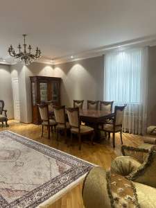 Satılır, yeni tikili, 3 otaqlı, 125 m², Bakı, Binəqədi r, 8-ci mikrorayon q, Azadlıq prospekti m.