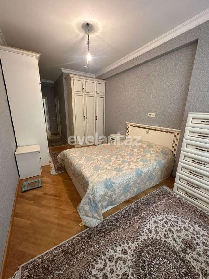 Satılır, yeni tikili, 3 otaqlı, 125 m², Bakı, Binəqədi r, 8-ci mikrorayon q, Azadlıq prospekti m.