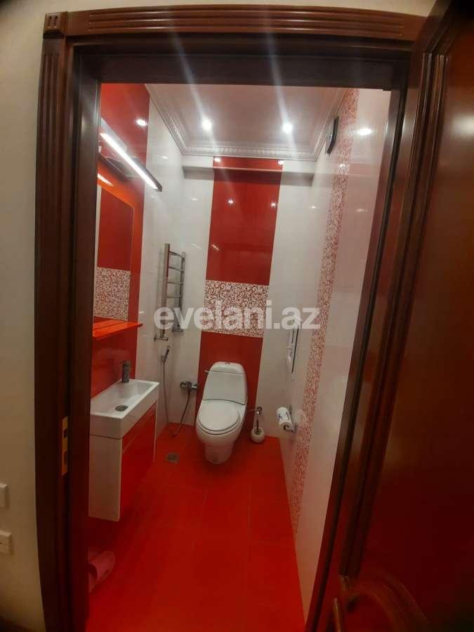Satılır, yeni tikili, 3 otaqlı, 150 m², Bakı, Binəqədi r, 8-ci mikrorayon q, Azadlıq prospekti m.