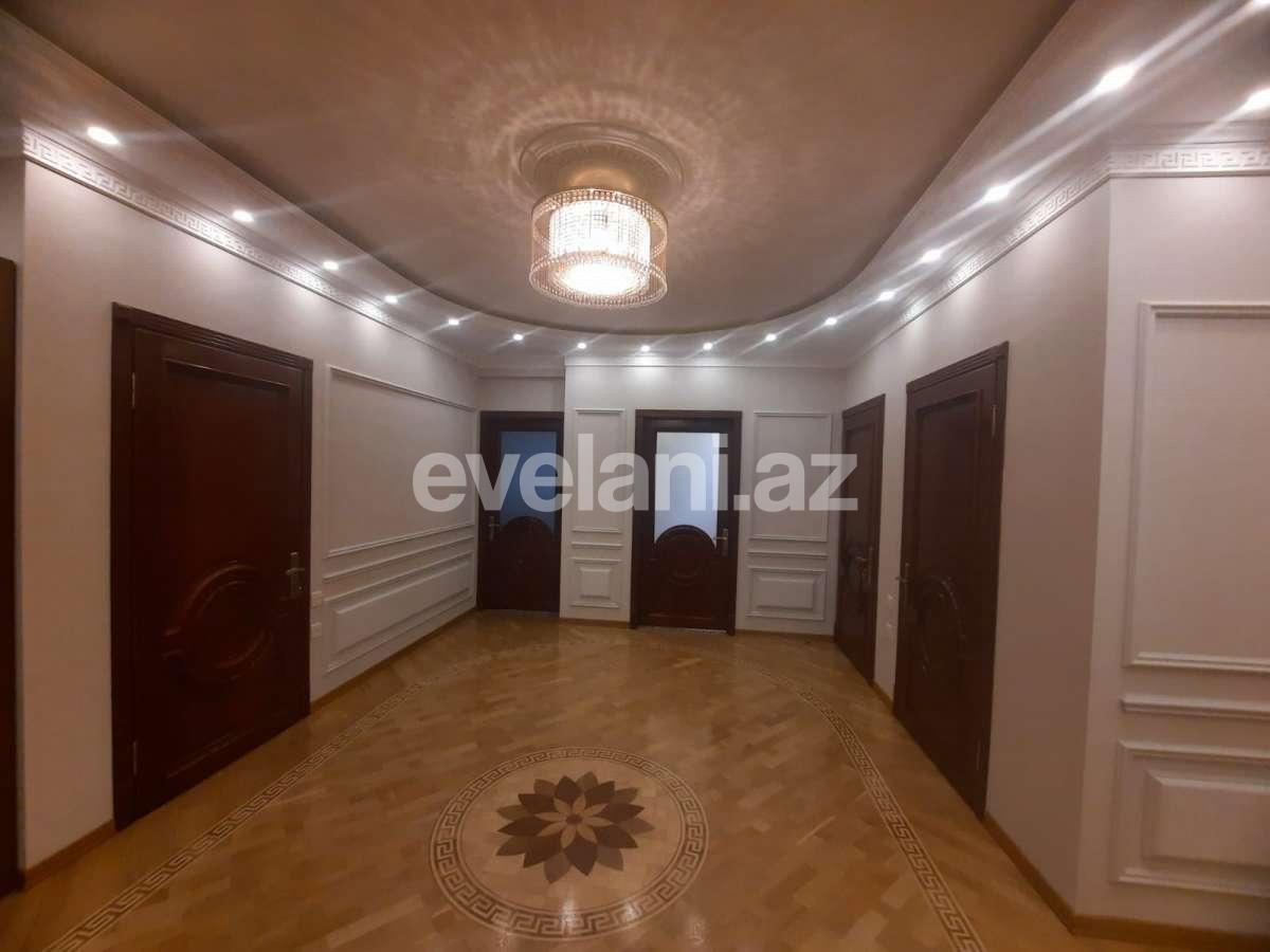 Satılır, yeni tikili, 3 otaqlı, 150 m², Bakı, Binəqədi r, 8-ci mikrorayon q, Azadlıq prospekti m.
