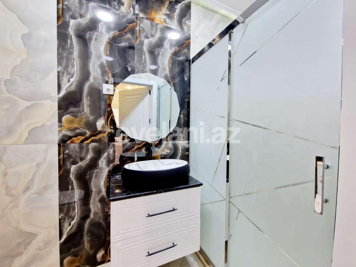 Satılır, yeni tikili, 2 otaqlı, 75 m², Bakı, Nizami r, Qara Qarayev m.