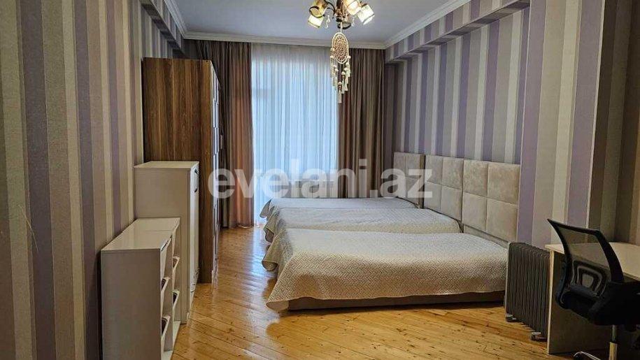 Satılır, yeni tikili, 3 otaqlı, 140 m², Bakı, Binəqədi r, 7-ci mikrorayon q, Azadlıq prospekti m.