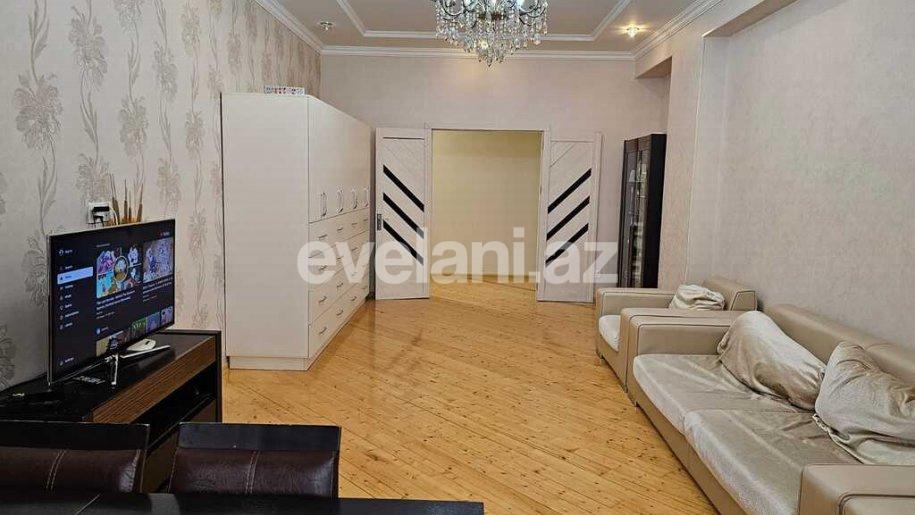 Satılır, yeni tikili, 3 otaqlı, 140 m², Bakı, Binəqədi r, 7-ci mikrorayon q, Azadlıq prospekti m.