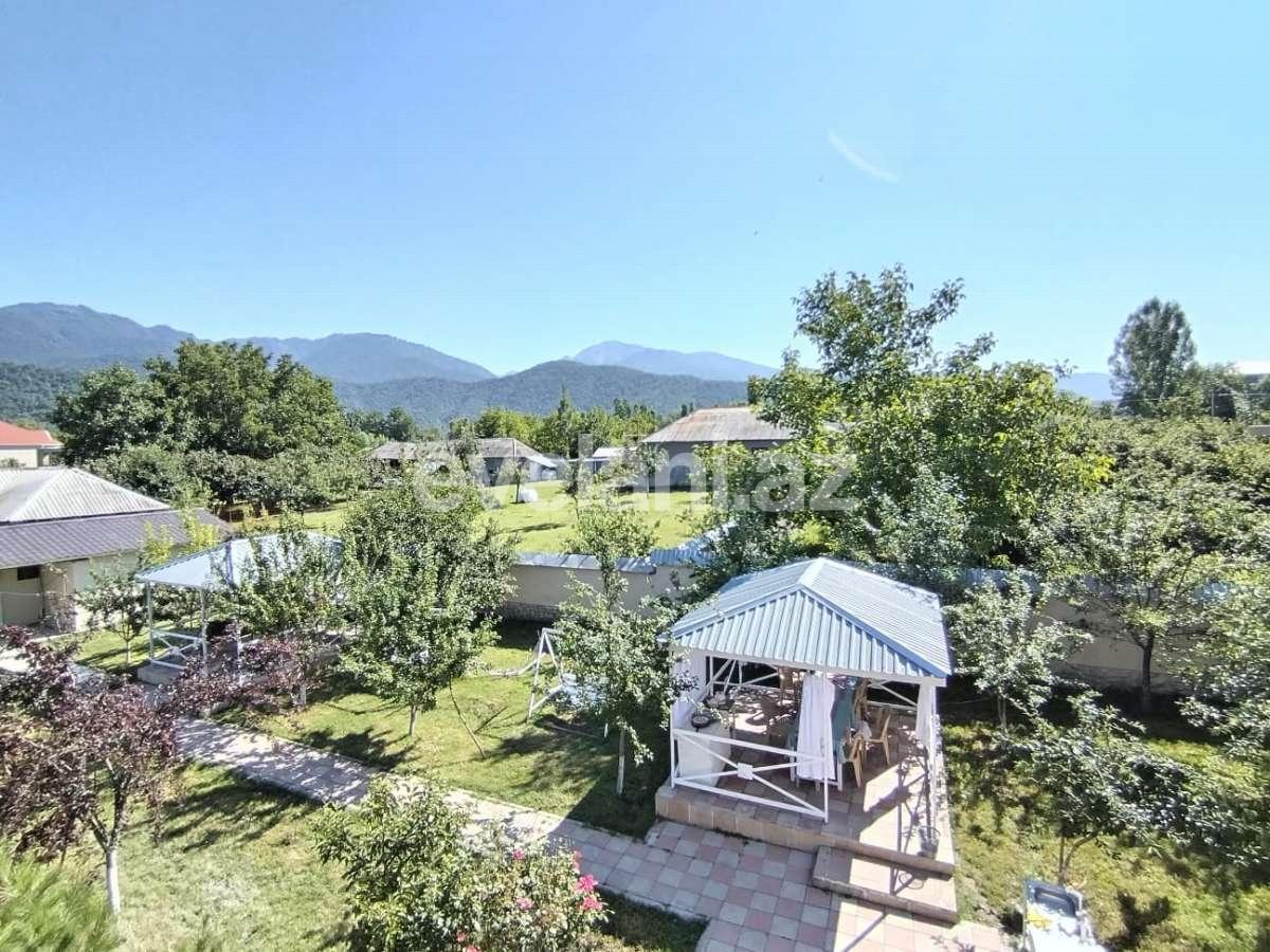 Satılır, villa, 12 otaqlı, 280 m², Qəbələ