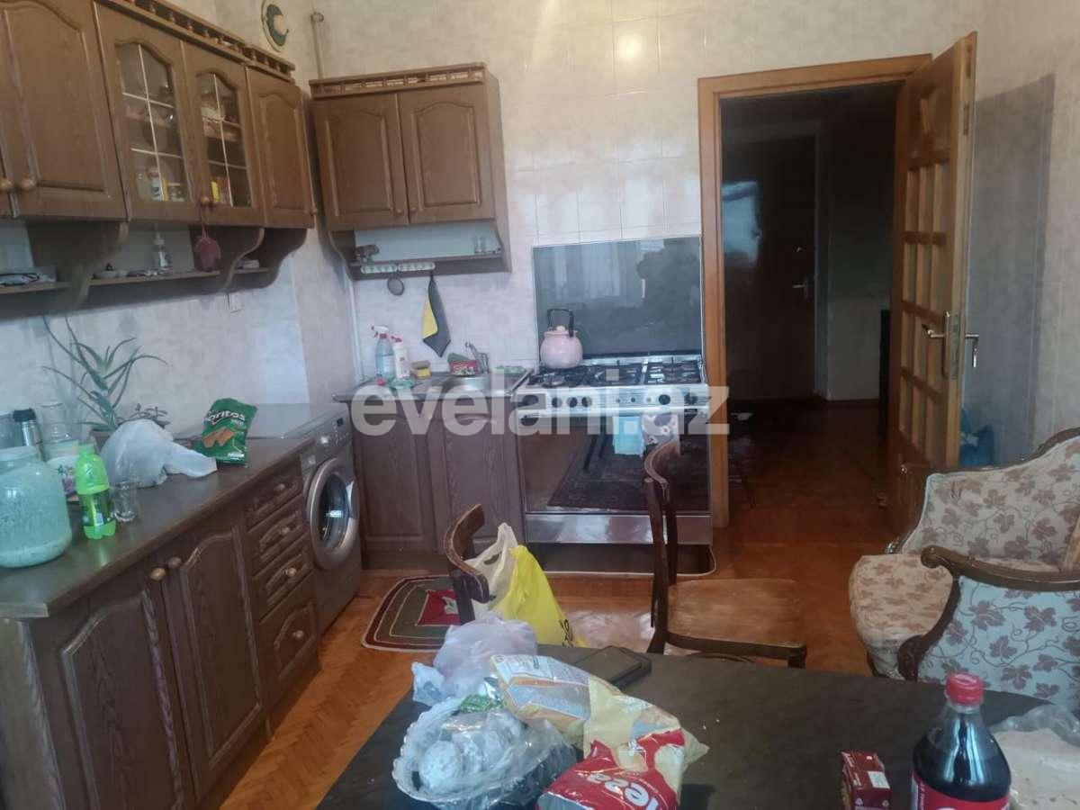Satılır, köhnə tikili, 2 otaqlı, 60 m², Bakı, Xətai r.