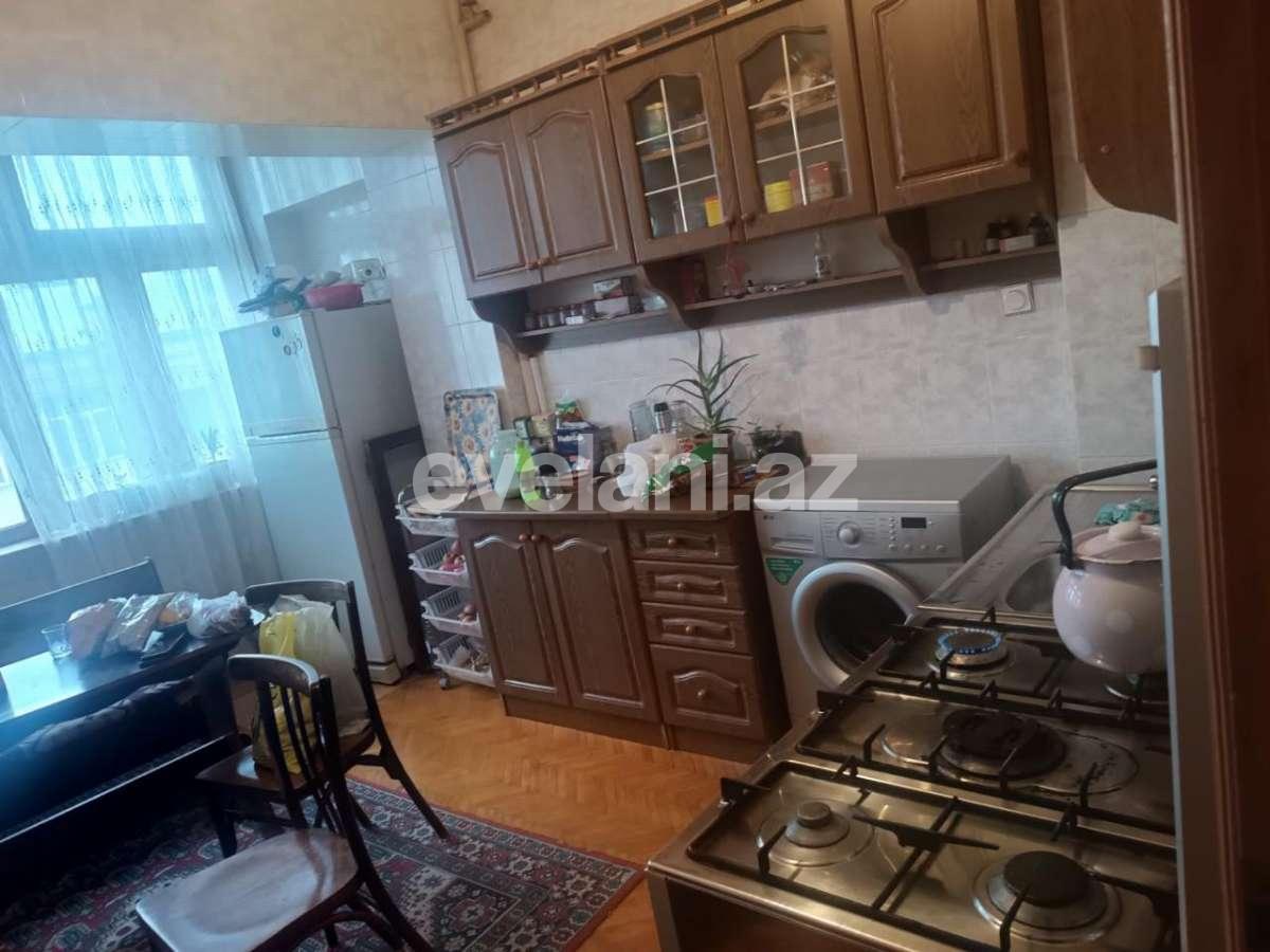 Satılır, köhnə tikili, 2 otaqlı, 60 m², Bakı, Xətai r.