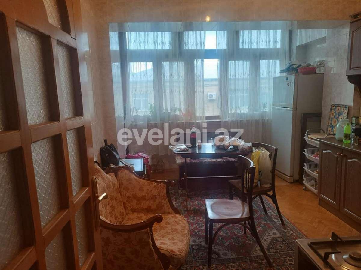 Satılır, köhnə tikili, 2 otaqlı, 60 m², Bakı, Xətai r.