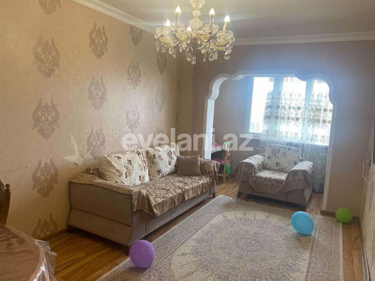 Satılır, köhnə tikili, 2 otaqlı, 70 m², Bakı, Binəqədi r, 8-ci mikrorayon q.