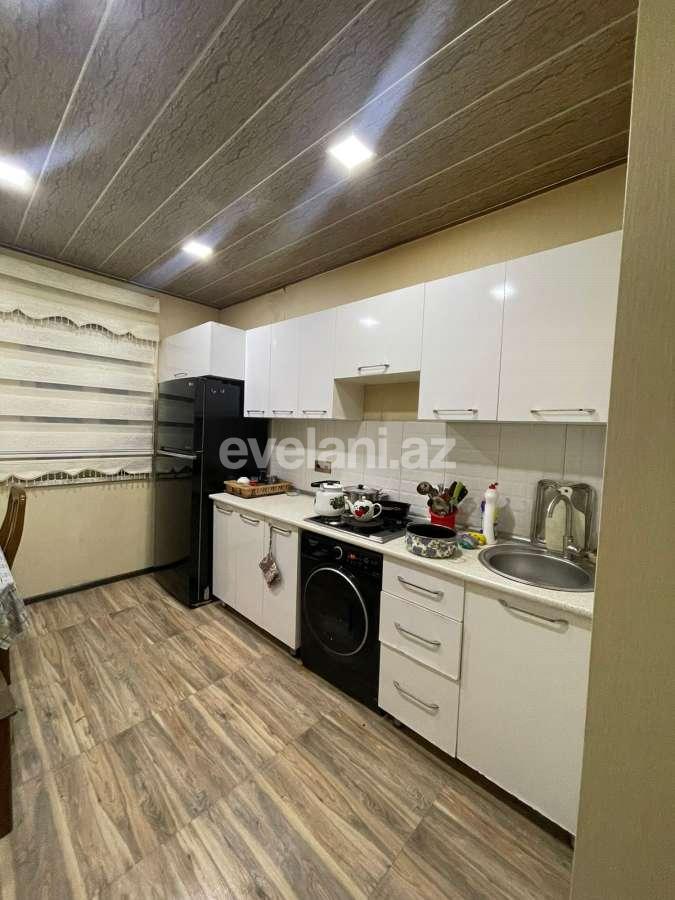 Satılır, köhnə tikili, 2 otaqlı, 52 m², Sumqayıt, 10-cu mikrorayon r.