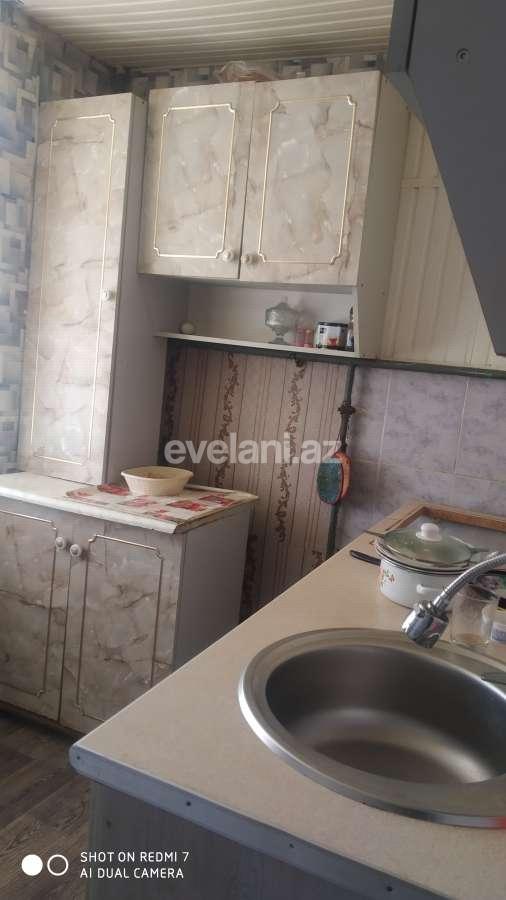 Satılır, köhnə tikili, 2 otaqlı, 46 m², Sumqayıt, 4-cü mikrorayon r.